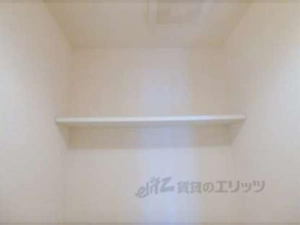 トイレ戸棚