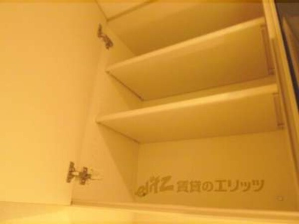 キッチン(上部収納)