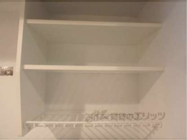 上部収納