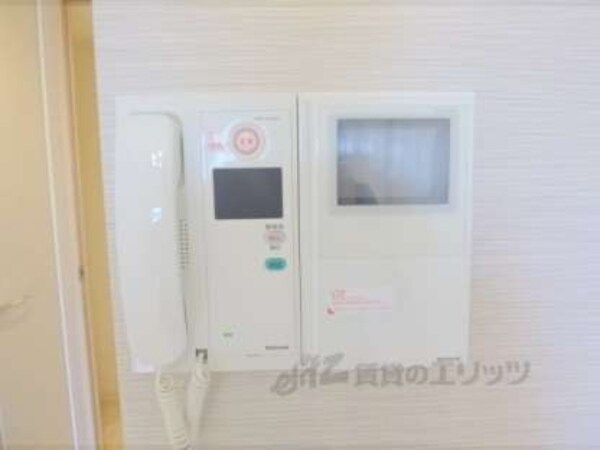 モニターフォン(顔が見えて安心です♪)