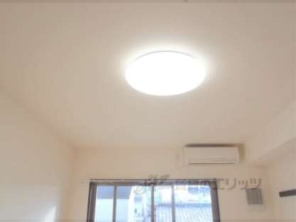 照明