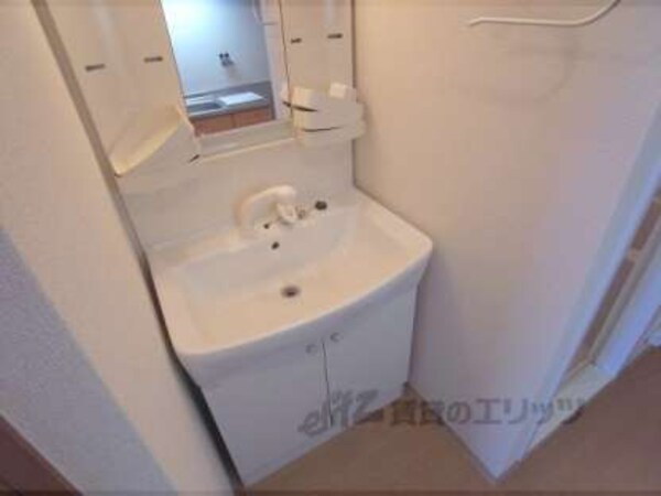 洗面所(洗面化粧台下部)