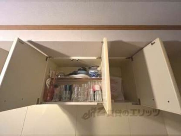 上部収納