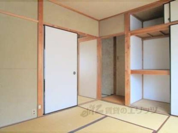 2階西側和室