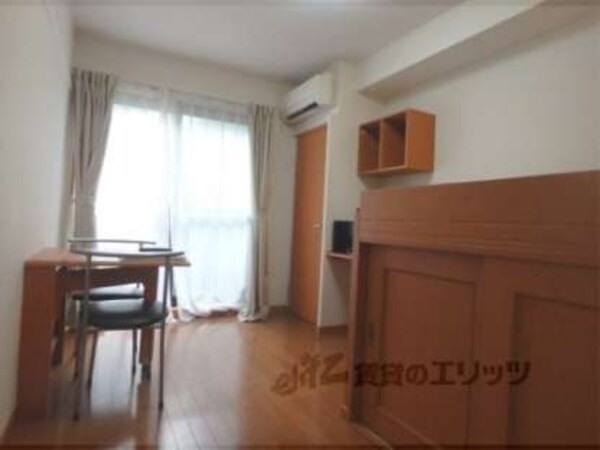 洋室(綺麗なお部屋です)