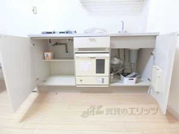 下部収納