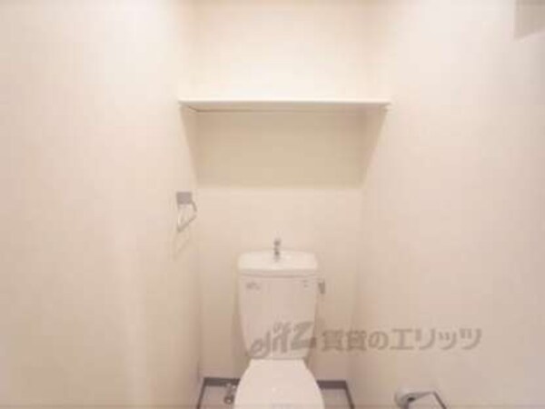 トイレ棚