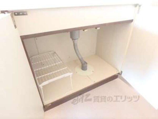 下部収納(沢山収納できます)