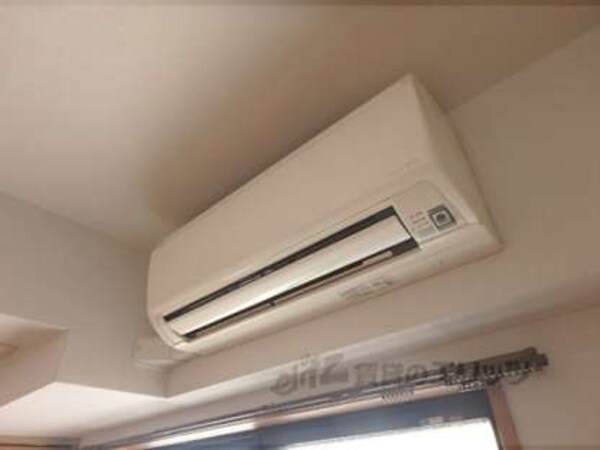 洋室エアコン