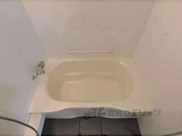 風呂(広い浴槽)