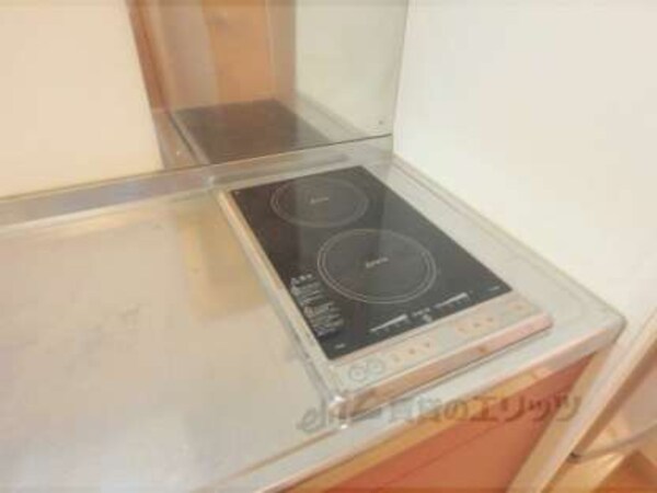二口電気コンロ(二口コンロで料理がはかどります)