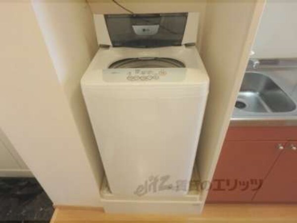 洗濯機置場(室内に洗濯機設置してあります)
