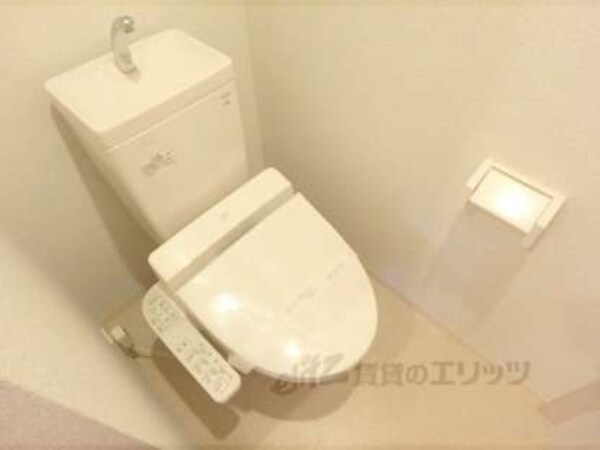 トイレ(ウォシュレット付です)