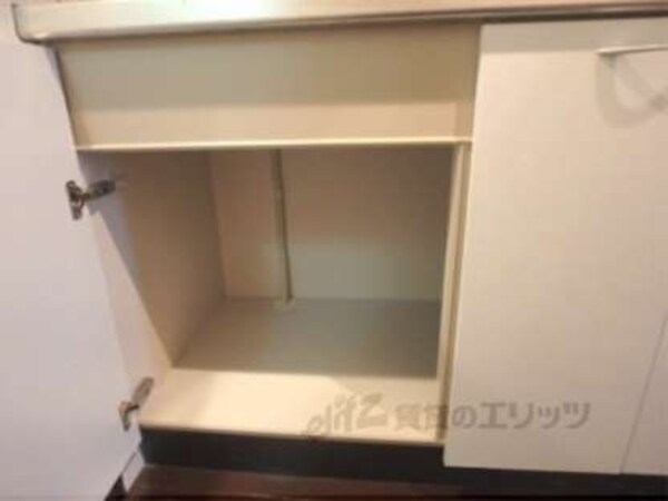 キッチン下部収納