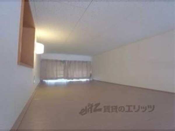 就寝スペース