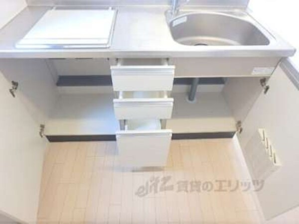 キッチン下収納