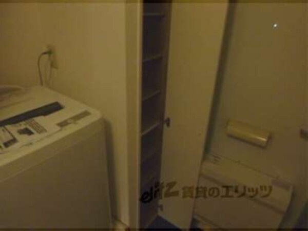 洗濯機置場
