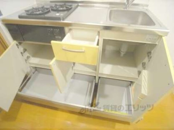 キッチン下部収納