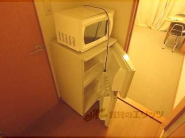 冷蔵庫置場