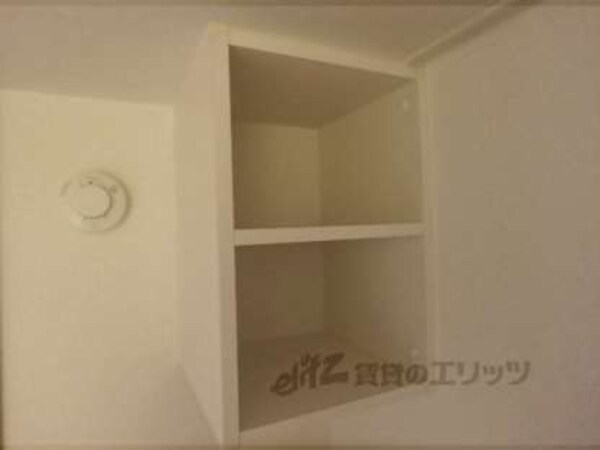 冷蔵庫上部収納