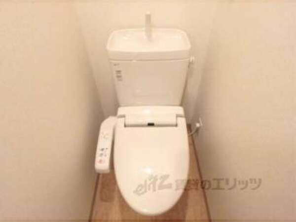 トイレ(ウォシュレット付です)
