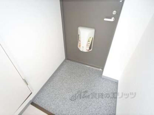 玄関(広い玄関)