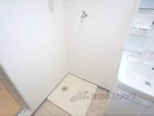 洗濯機置場(洗面所になります)