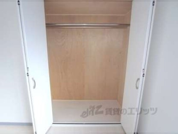 収納(東側洋室)