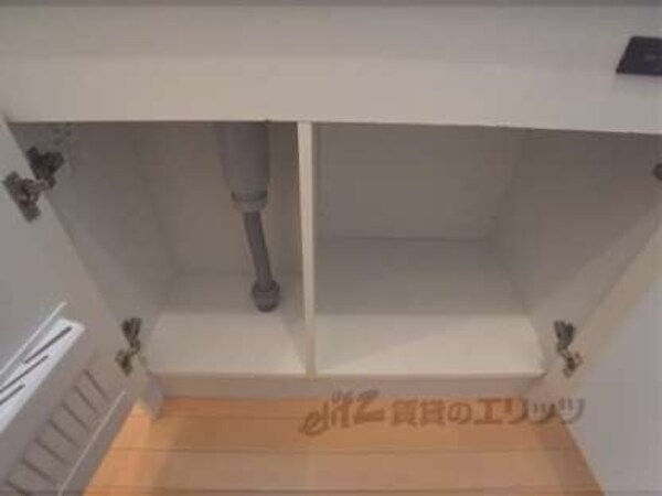 キッチン下部収納