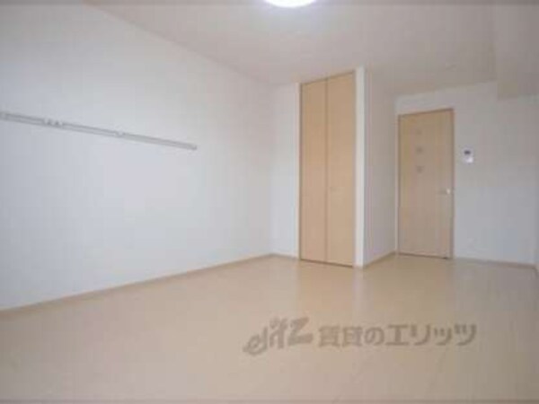 洋室(ゆとりのあるお部屋です。)