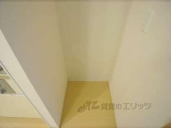 冷蔵庫置場