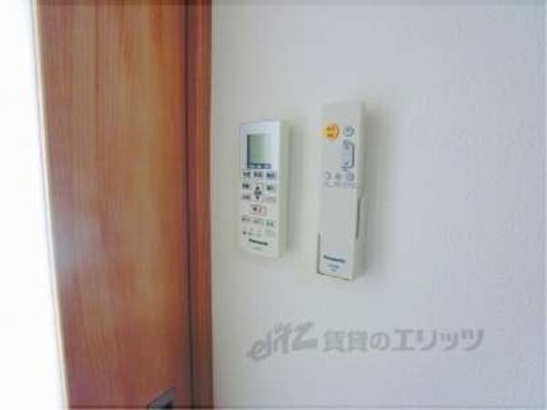 エアコンリモコン