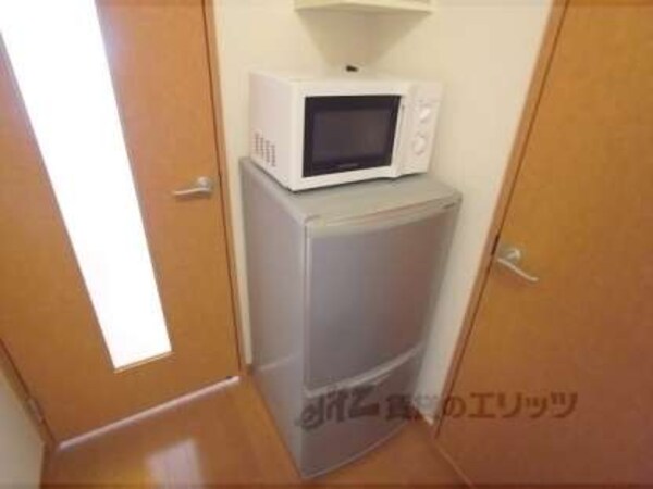家電(ﾚﾝｼﾞ、冷蔵庫も付いています)