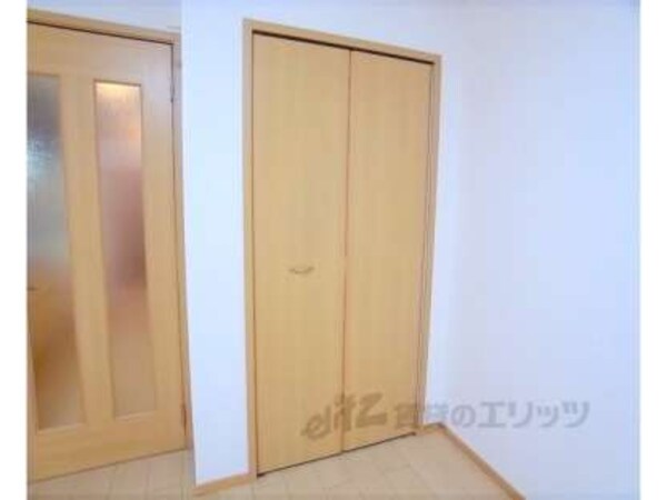 収納(閉じた状態です。)