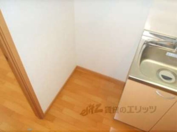 冷蔵庫置場