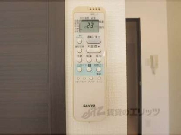 エアコンリモコン