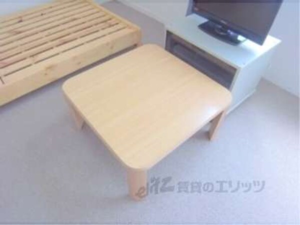 テーブル