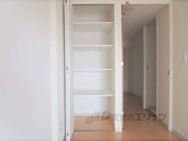 ダイニング収納