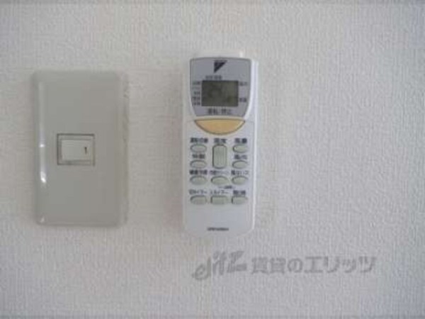 エアコンリモコン