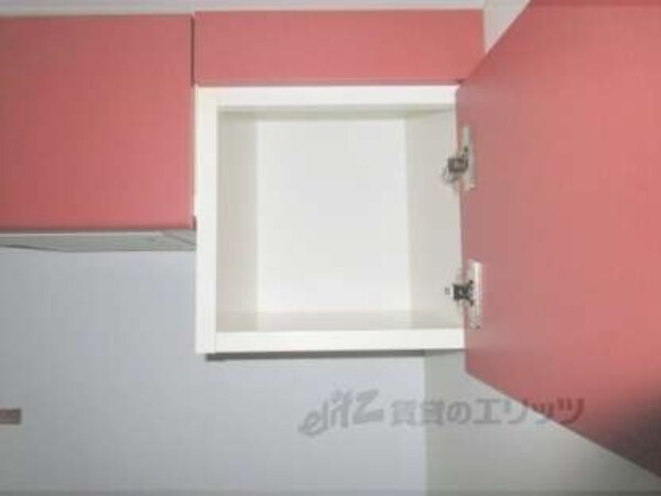 キッチン(上部収納)