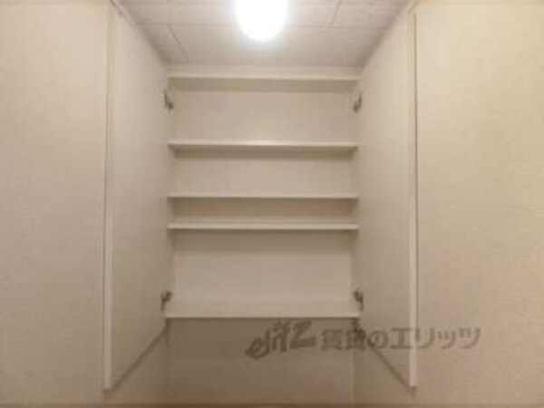 トイレ収納