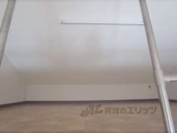 居室(十分なスペースですね)