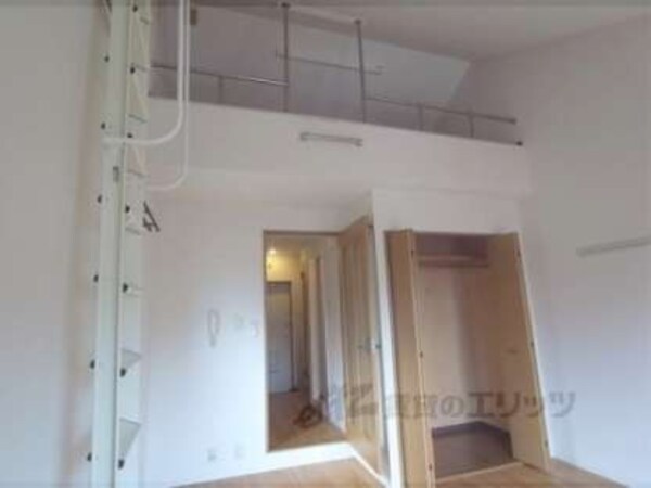 洋室(ロフトがついていますよ)