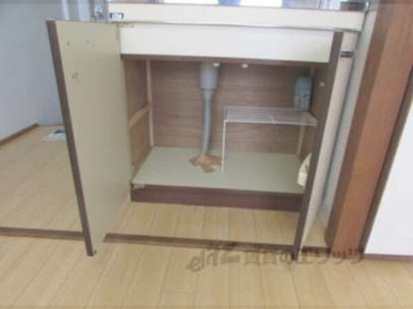 キッチン下部収納