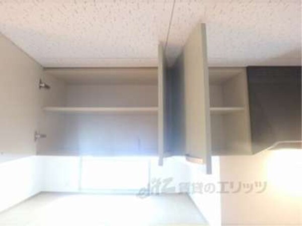 キッチン収納上