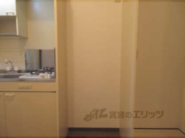 冷蔵庫置場