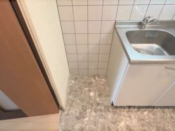 冷蔵庫置場