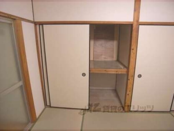 押入（一階和室）