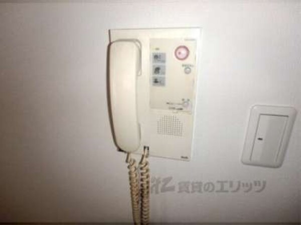 インターホン