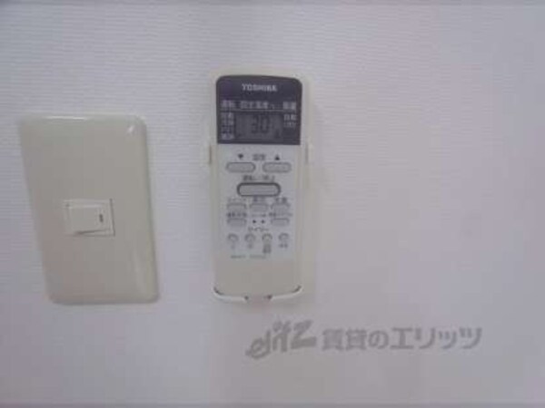 エアコンリモコン